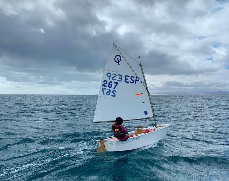 Lola Carrión, del C.D. Código Cero, campeona del Trofeo Manolo Pazos, en categoría sub 11