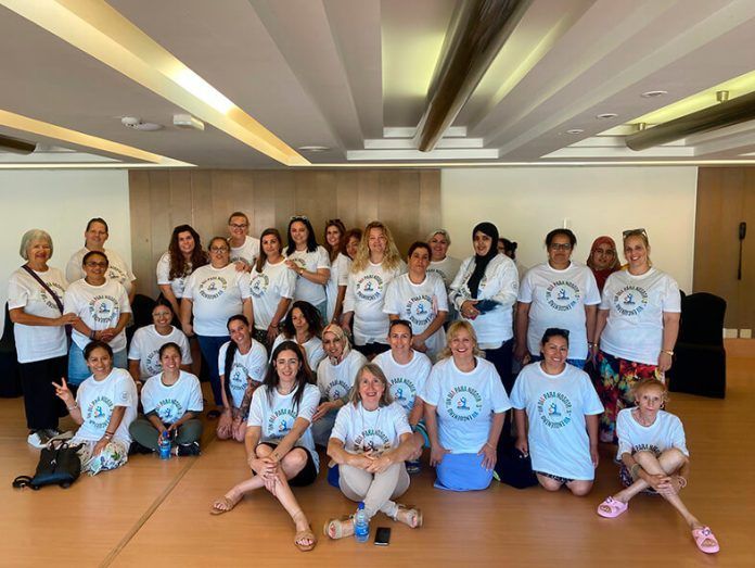 Noticias Yaiza | Madres y voluntarias de la Asociación Creciendo disfrutan de una relajante jornada en el Dreams Playa Dorada