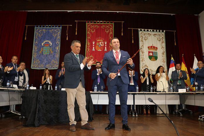 Noticias Yaiza | Óscar Noda, toma el bastón de mando como alcalde de Yaiza