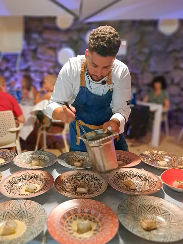 Noticias Lanzarote | Inicia con éxito el “baile gastronómico” del verano en el Chiringuito Tropical Lanzarote