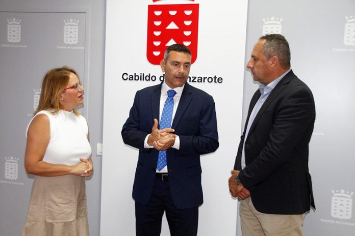 Noticias Lanzarote | El grupo de Gobierno del Cabildo incorpora a Nori Machín y a Juan Monzón como consejeros no electos