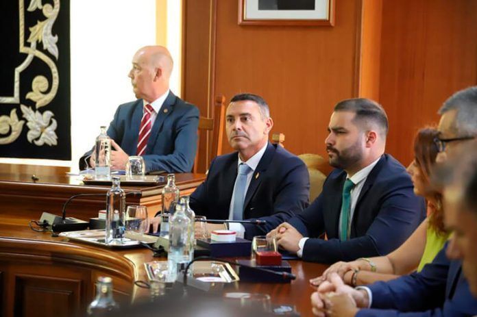 Noticias Lanzarote | El Cabildo de Lanzarote prepara alegaciones al Plan de Transición Energética de Canarias