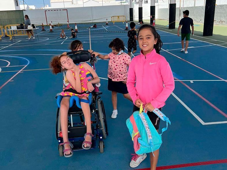 La AS Creciendo ensalza la labor de la Fundación ”la Caixa” y el Club GRU Lanzarote en su apuesta por la inclusión