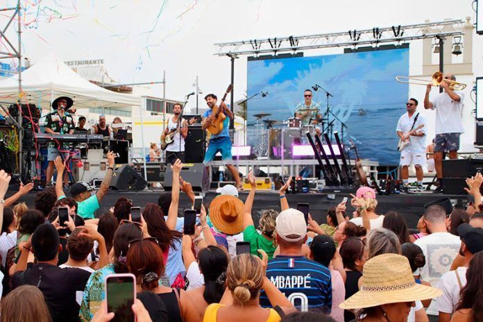 Noticias YPlaya Blanca se hace cómplice de la alegría rítmica de El Vegaaiza |