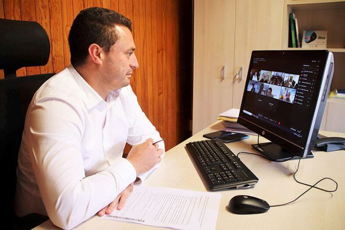 Noticias Yaiza | Yaiza reincide en su petición de trece informes técnicos al Consorcio del Agua y solicita al presidente del Cabildo la primera mesa de alcaldes
