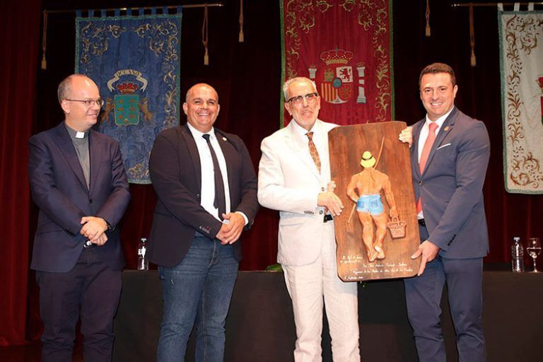 Noticias Yaiza | Machado exalta las fiestas de Yaiza como expresión popular que enriquece “un pueblo vivo y con historia”