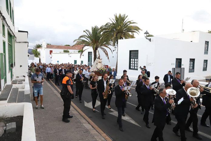 Noticias Yaiza | Yaiza consagra su devoción a la Virgen de Los Remedios