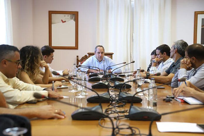 Noticias Lanzarote | Cabildo de Lanzarote y ayuntamientos coordinan la elaboración de un calendario deportivo insular