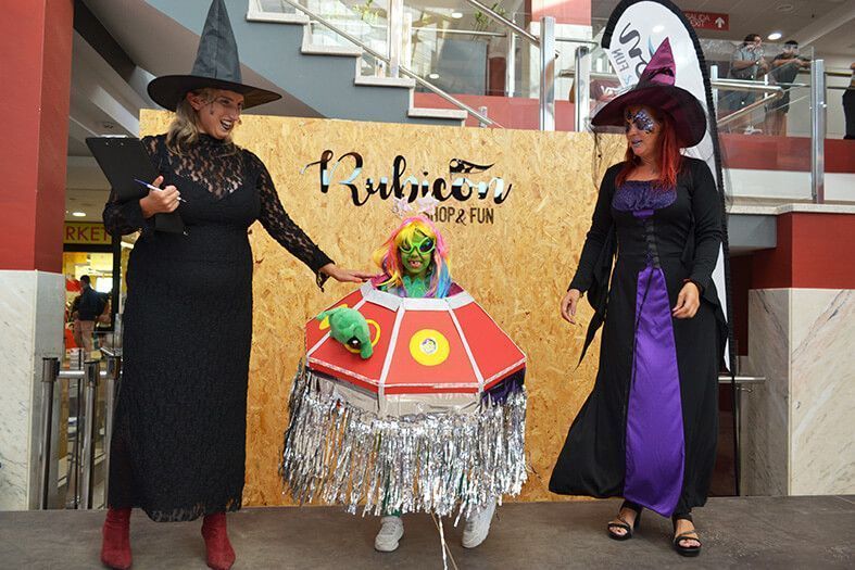 Concurso infantil de disfraces de halloween en el Rubicón Shop & Fun