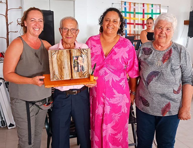 Noticias Yaiza | Yaiza homenajea al poeta Antonio Gutiérrez el Día del Mayor