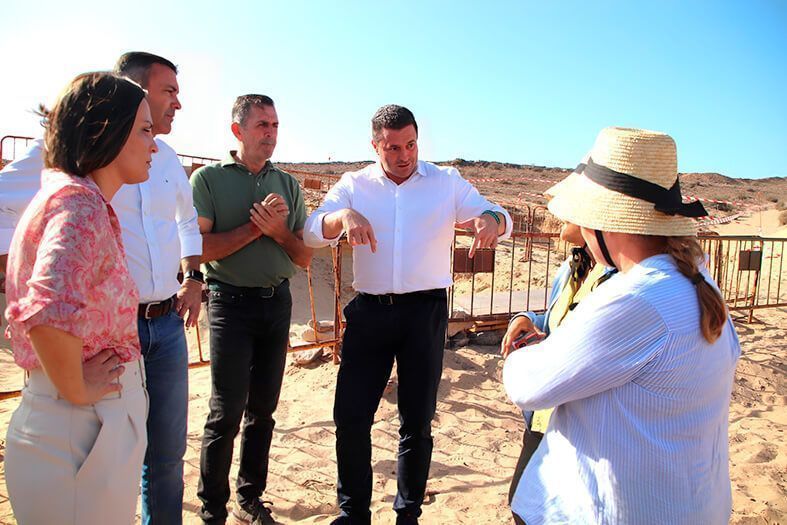 Noticias Lanzarote | Yaiza realza el trabajo del equipo científico que explora el yacimiento de Rubicón