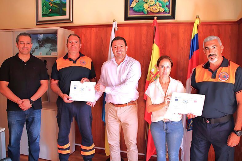 Yaiza forma a voluntarios de Protección Civil como pilotos profesionales de dron