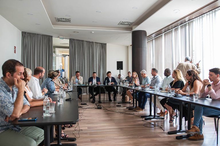 Noticias Lanzarote | Lanzarote avanza hacia la certificación como uno de los primeros Destinos Turísticos Inteligentes de Canarias