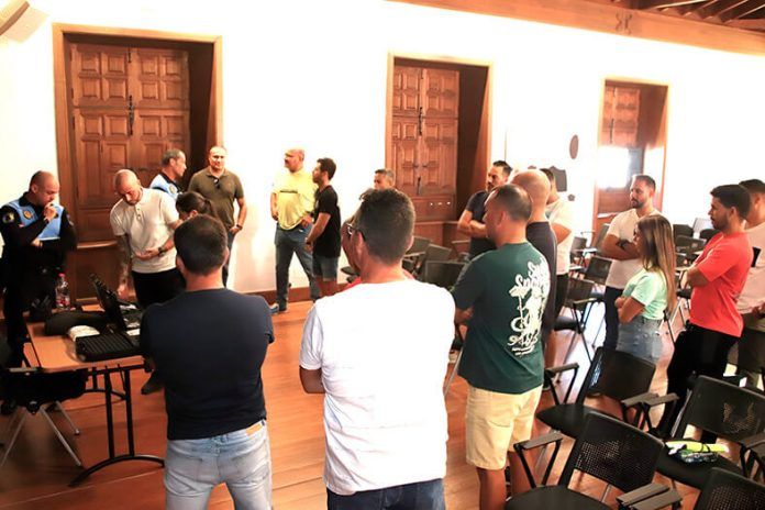 Noticias Yaiza | Yaiza realiza un curso de actualización para policías sobre control de alcoholemia a conductores