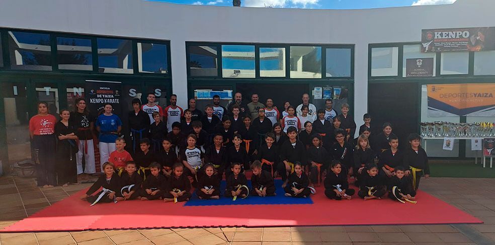 Noticias Playa Blanca | Un centenar de deportistas participan en el 2º Torneo de Kenpo Paya Blanca