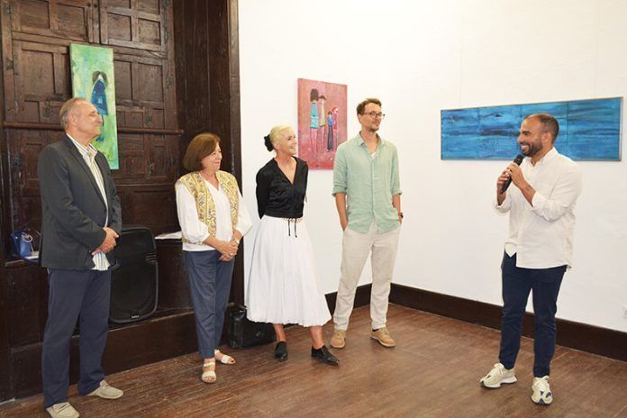 Noticias Yaiza | El arte esboza una sonrisa en las pinturas de Edda Reents