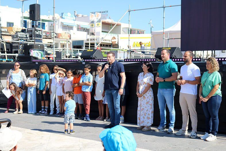 La magia del circo reúne a más de 300 personas en las Jornadas de la Infancia y la Familia de Yaiza