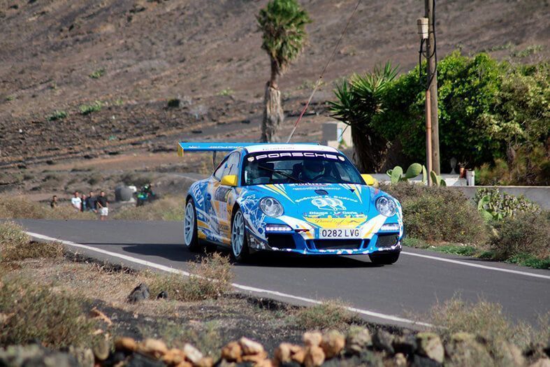 Clara victoria de Yeray Lemes-Aitor Cambeiro en el 44º Rallye Orvecame-Isla de Lanzarote
