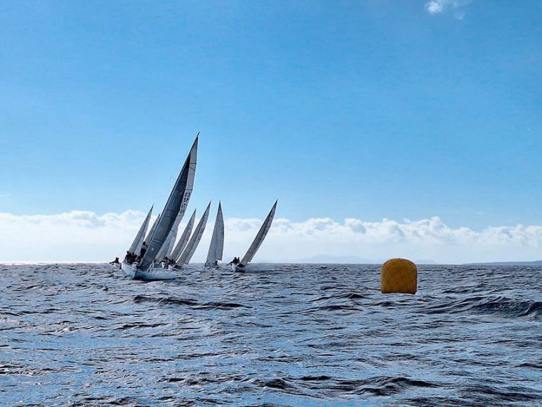 Noticias Yaiza | Hotel Princesa Yaiza domina la segunda jornada de la Lanzarote Auditax Winter Series de J80