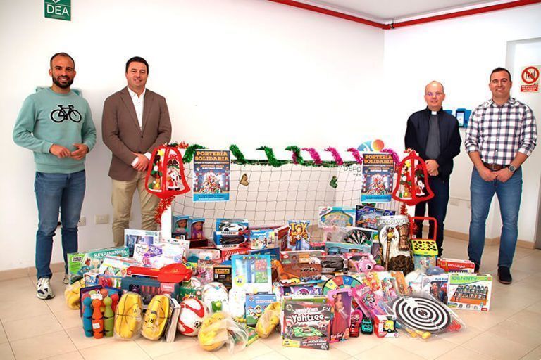 Noticias Yaiza | Yaiza agradece el apoyo de la población a la portería solidaria