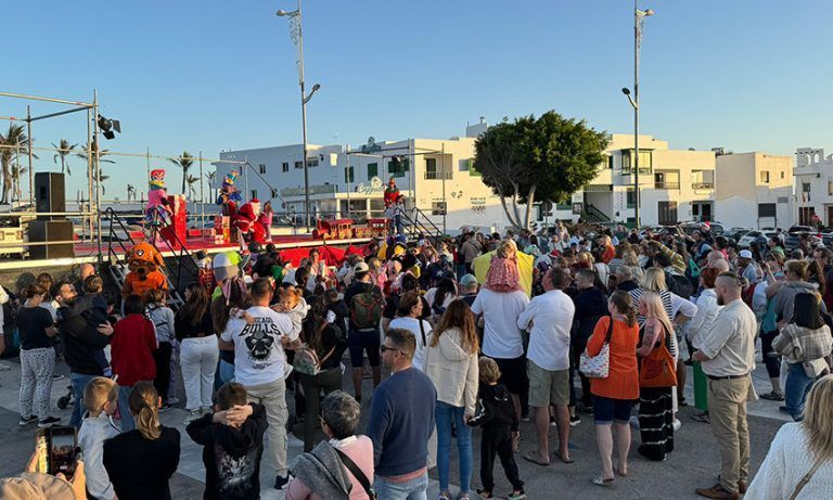 Visita de Papá Noel a Playa Blanca