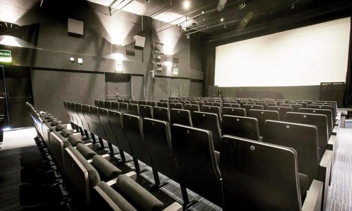 Noticias Lanzarote | El Cine Buñuel celebra sus cuarenta años proyectando dos de los trabajos del cineasta aragonés