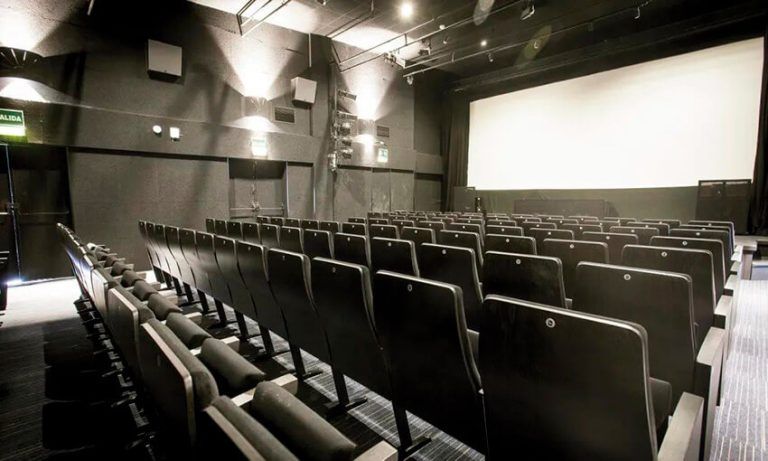 Noticias Lanzarote | El Cine Buñuel celebra sus cuarenta años proyectando dos de los trabajos del cineasta aragonés
