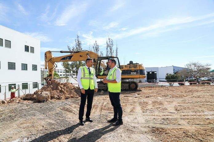 Noticias Lanzarote | El Cabildo inicia las obras del futuro parking anexo al Hospital General de Lanzarote