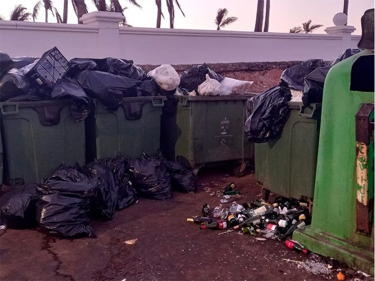 Noticias Playa Blanca | El PP de Yaiza culpa a Óscar Noda de convertir el municipio en un estercolero