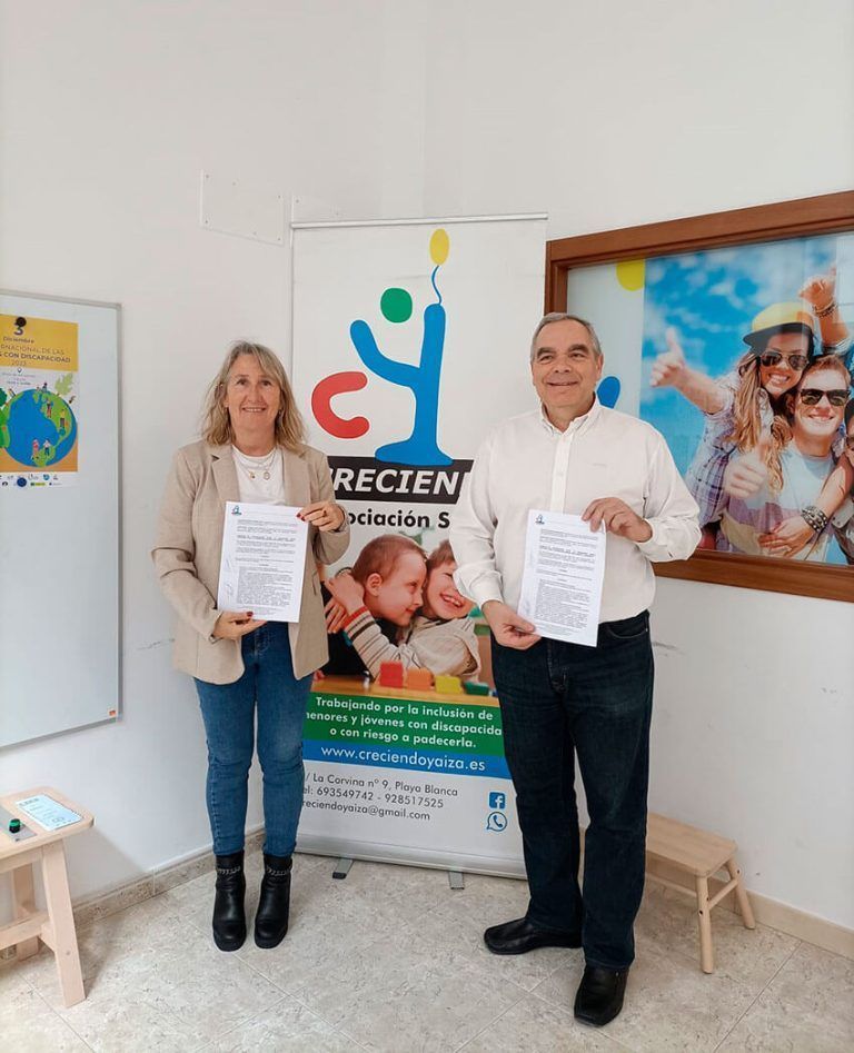 Noticias Lanzarote | La Asociación Social Creciendo firma un convenio de colaboración con la Fundación Canaria San Vicente