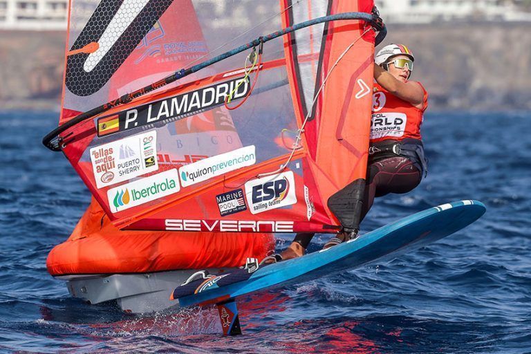 Noticias Playa Blanca | Pilar Lamadrid recupera la plata provisional en el Mundial de iQFOiL