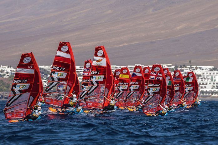 Noticias Playa Blanca | Pilar Lamadrid se aferra al podio Mundial de iQFOiL