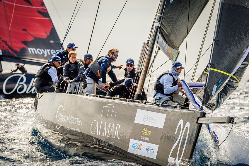 El Team Nika, líder tras la primera jornada de la 44Cup Calero Marinas