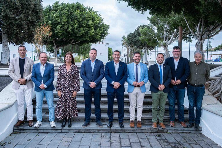 Noticias | La búsqueda de suelo para vivienda pública y el reparto de los fondos de cooperación, claves de la Mesa de Alcaldías