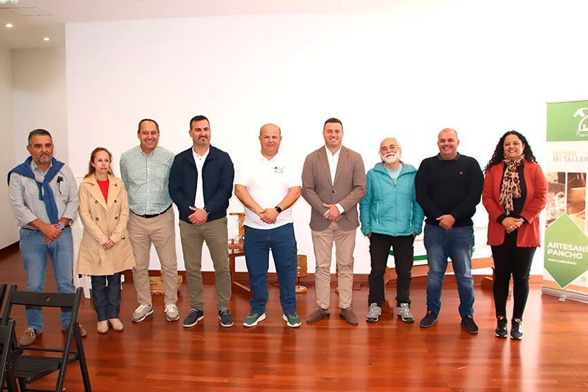 Presentación de la página web del artesano Pancho Ortiz