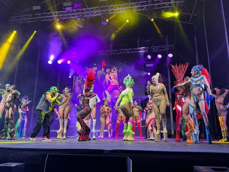 Noticias Yaiza | Playa Blanca ovaciona la espectacularidad de su Gala Drag