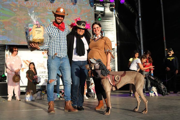 Noticias Playa Blanca | La gracia de Noa triunfa en el Carnaval Canino de Playa Blanca
