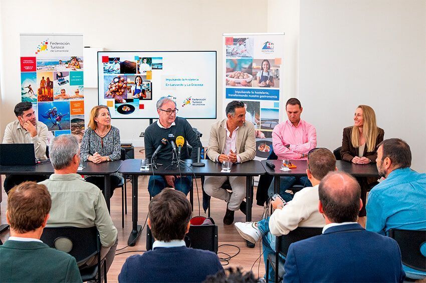 Hostelan renueva su Junta Directiva y extiende su representación a todos los municipios de la isla