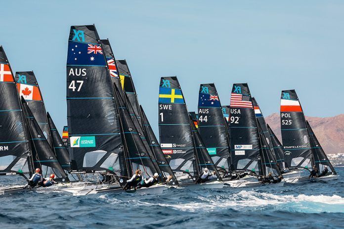 Dos tripulaciones españolas, en el Top 10 tras el primer día del Mundial de 49er y FX en Lanzarote