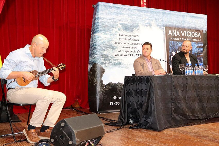 Presentación de Ana Viciosa, de Ignacio Romero