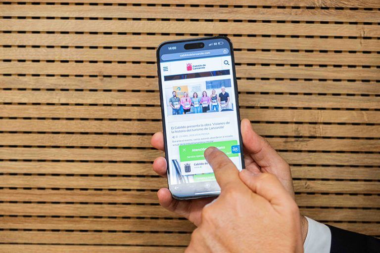 Noticias | El Cabildo estrena el chat de WhatsApp en su página web institucional