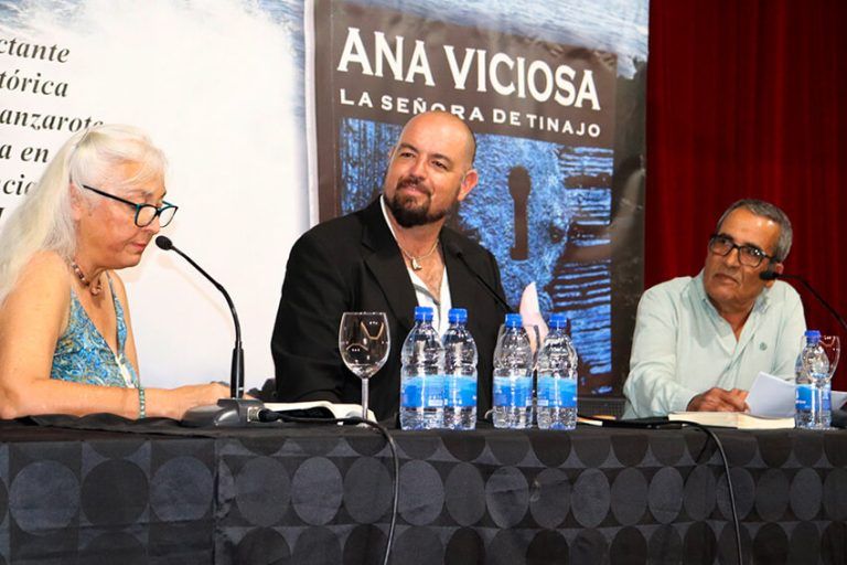 Noticias Yaiza | Nacho Romero recrea en Yaiza “la fascinación de un personaje que en sí mismo es Lanzarote”