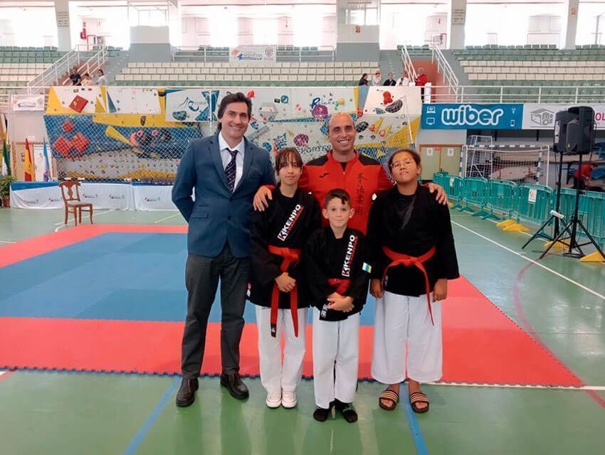 Noticias Playa Blanca | Seis medallas para la Escuela Kenpo karate Lanzarote en Motril