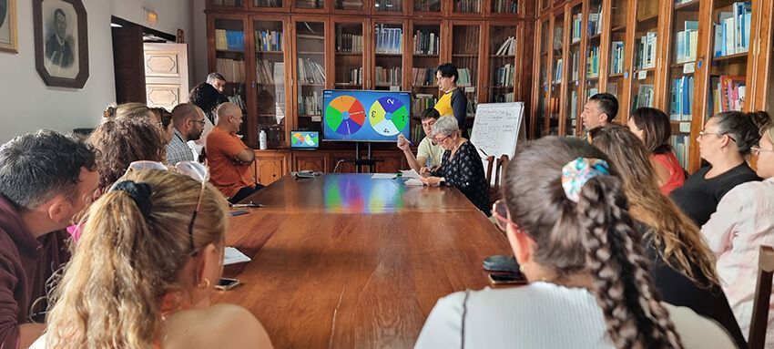 Noticias | La Reserva de la Biosfera reparte entre ONG sociales los equipos informáticos reparados por alumnado PFAE