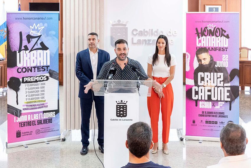 Noticias | El rapero canario Cruz Cafuné, estrella del evento 'Honor Canario Urban Fest'