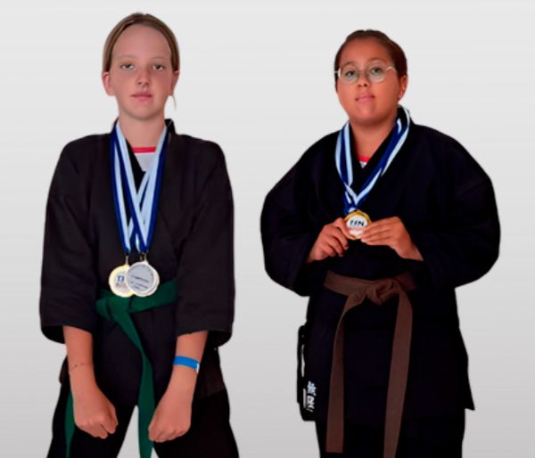 Noticias Yaiza | Tres platas y un bronce para las kenpoístas sureñas Yasmín Kerman Bembari y Abigail Sheriston en Tenerife