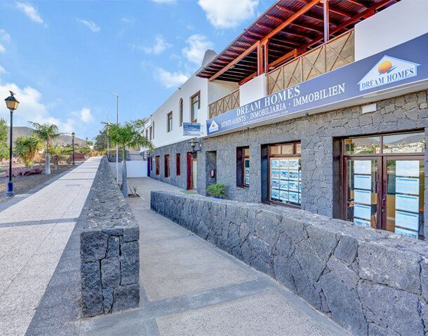 Inmobiliaria Dreams & Homes Playa Blanca Lateral