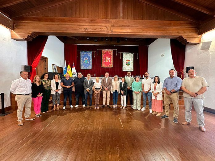 Noticias Yaiza | El Pleno de Yaiza reconoce la labor de la Asociación Social Creciendo en su 10º Aniversario