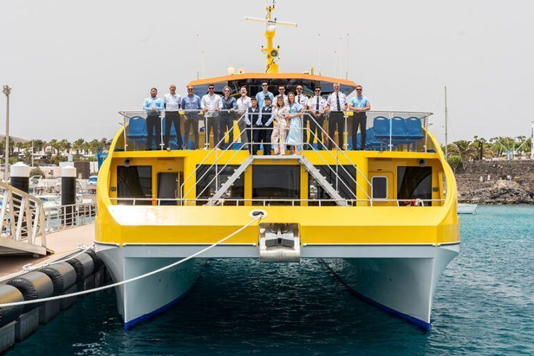 Noticias Playa Blanca | El nuevo miniferri de Fred. Olsen Express ya está operativo entre los puertos de Playa Blanca y Morro Jable