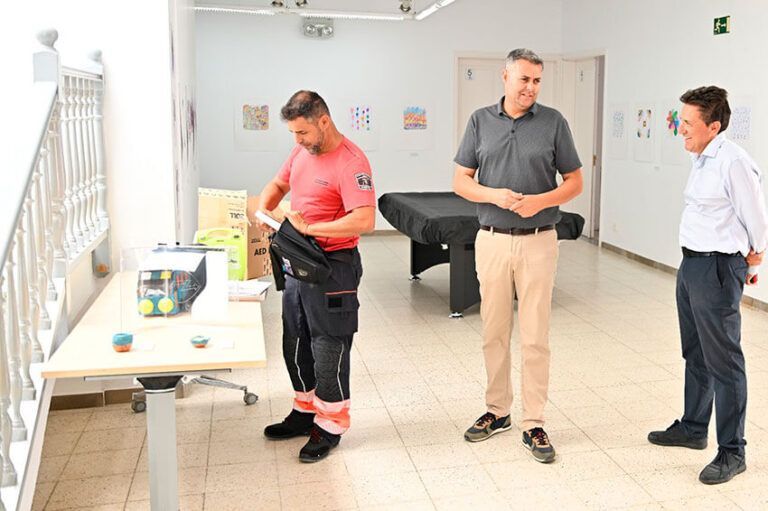 Noticias | El Consorcio de Seguridad y Emergencias refuerza la red de desfibriladores